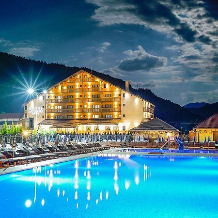 Mirage Resort & Spa Vişeu de Sus Екстериор снимка
