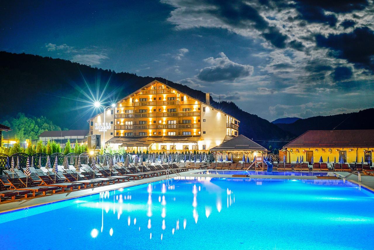 Mirage Resort & Spa Vişeu de Sus Екстериор снимка
