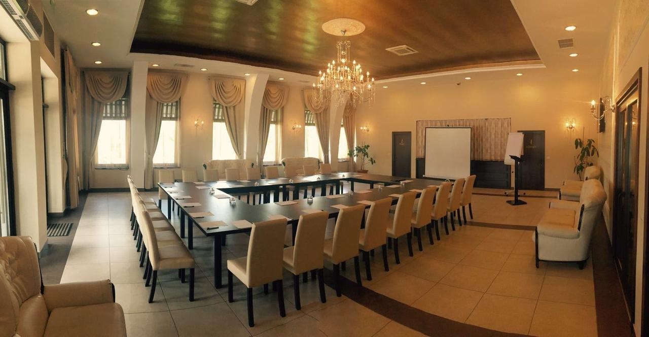 Mirage Resort & Spa Vişeu de Sus Екстериор снимка